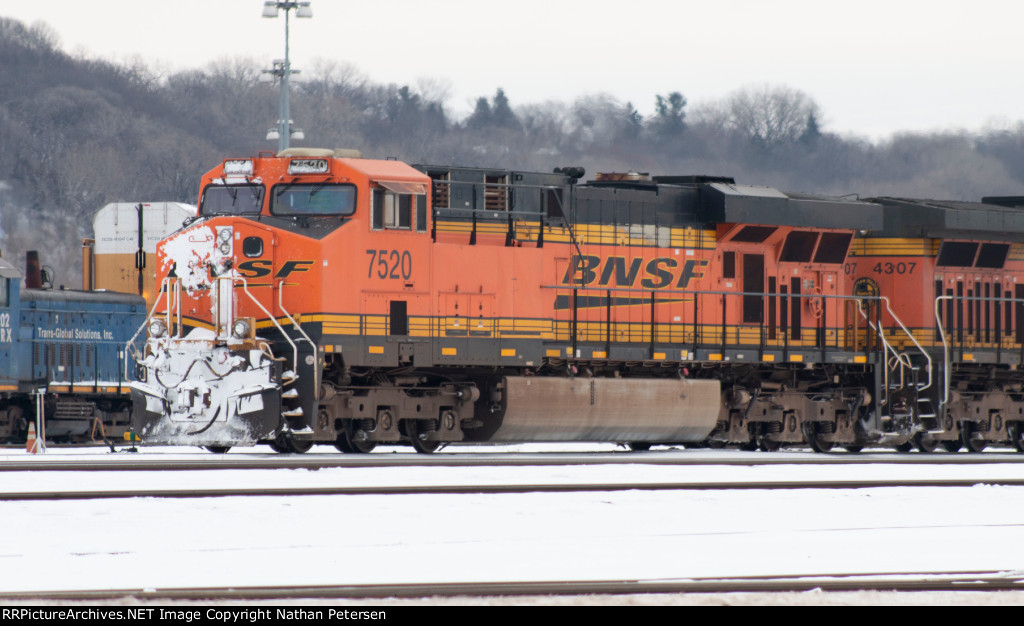 BNSF 7520